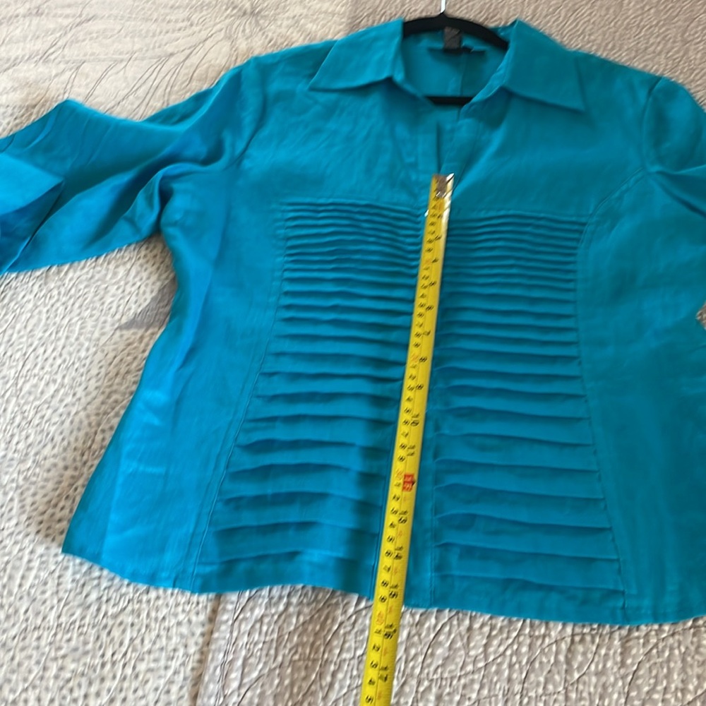 Blue Linen Button Up - Picture 7 of 7